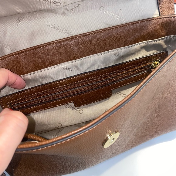 Calvin Klein bag - Picture 2 of 5